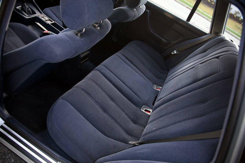 Illustration for article titled At $15,900 Canadian, Could This 1994 BMW 525tds Estate Be The New Family Canuckster?